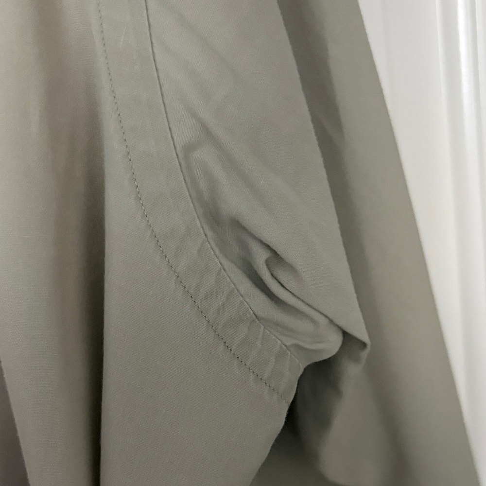 Giorgio Armani Men's Light Tan Button Down Shirt - Picture 8 of 9
